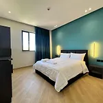 Tuyo Hotel