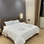 מלון Tuyo 3*