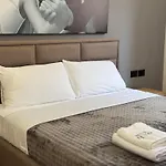 Tuyo 3* Tirana
