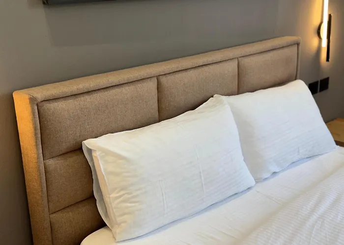 Tuyo Hotel 3*
