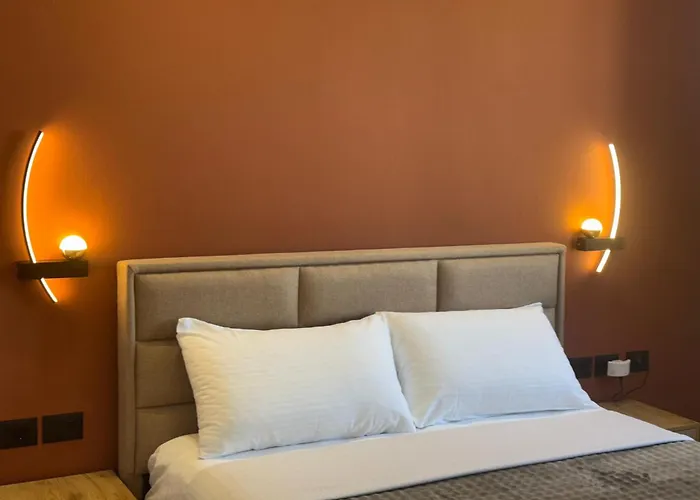 Hotel Tuyo Tirana