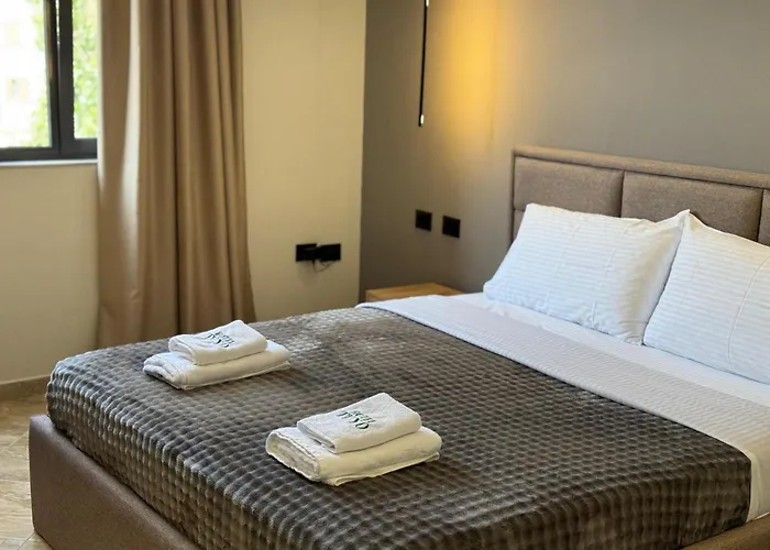 Tuyo Hotel