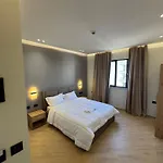 ホテル Tuyo 3*