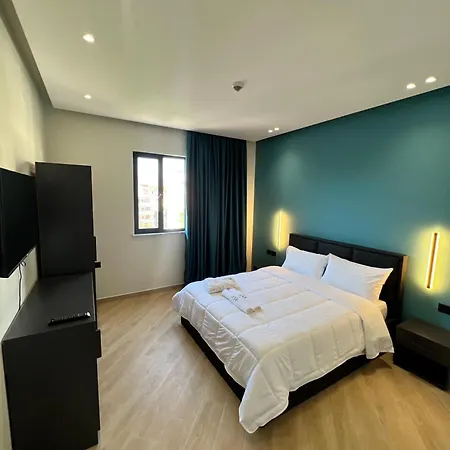 Hotel Tuyo 3*