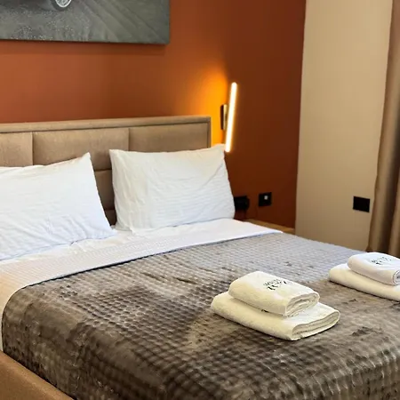 Hotel Tuyo Tirana